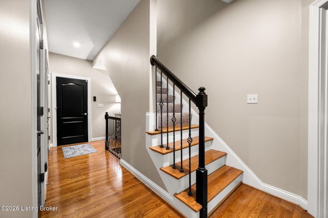11123 Perwinkle Ln, Louisville, KY 40291