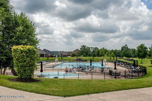 11123 Perwinkle Ln, Louisville, KY 40291