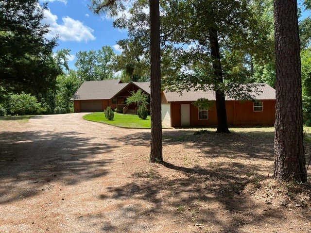 717 private road 6665, Mineola, TX 75773