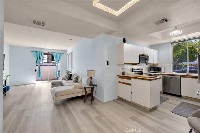 401 S El Cielo Road 35, Palm Springs, CA 92262