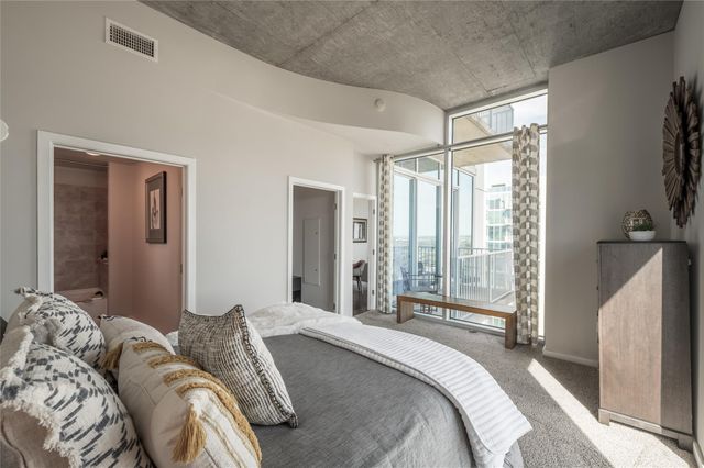 5927 Almeda Road 22014, Houston, TX 77004