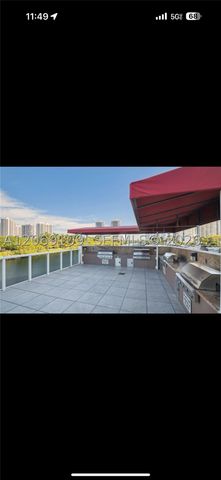 3625 N Country Club Dr PH5, Aventura, FL 33180