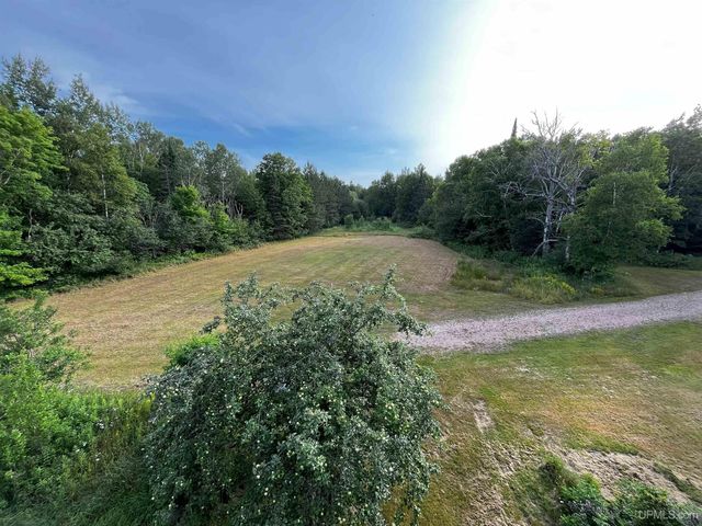 54866 Tecumseh Road, Calumet, MI 49913