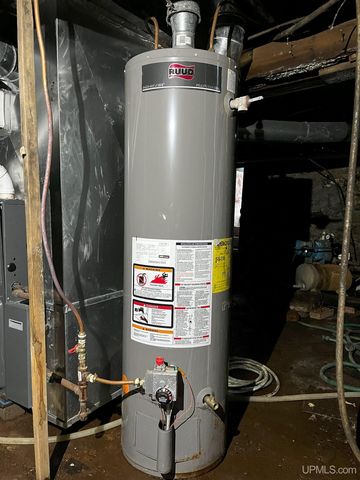 54866 Tecumseh Road, Calumet, MI 49913