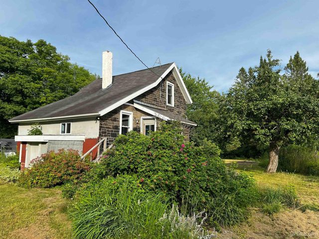 54866 Tecumseh Road, Calumet, MI 49913