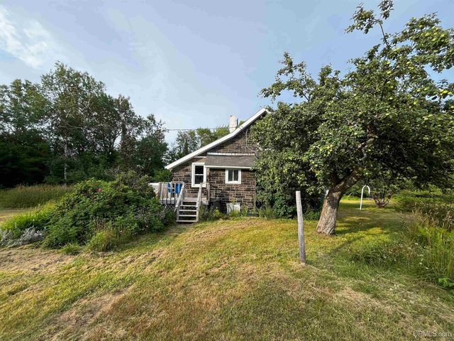 54866 Tecumseh Road, Calumet, MI 49913