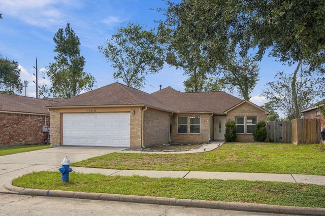 23619 Summer Pine Drive, Spring, TX 77373