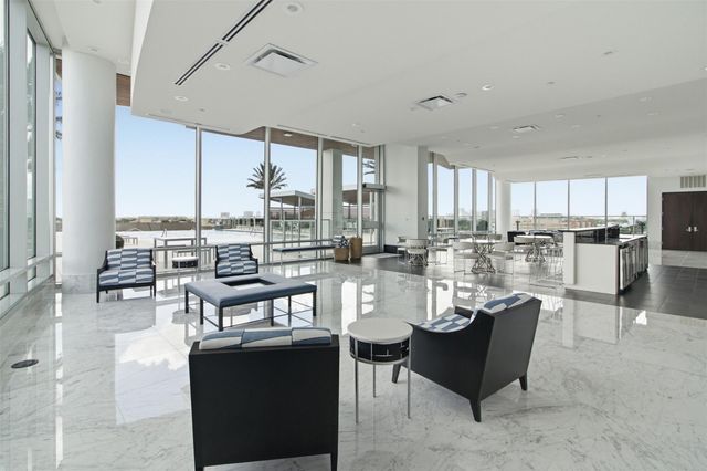 2727 Kirby Drive 10E, Houston, TX 77098