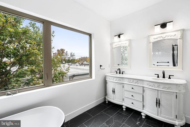 5520 WALTON AVE, Philadelphia, PA 19143