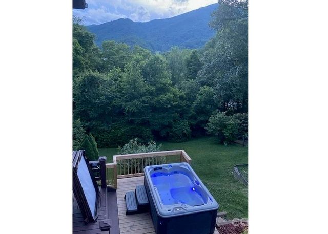 102 Sanctuary Road B, Maggie Valley, NC 28751