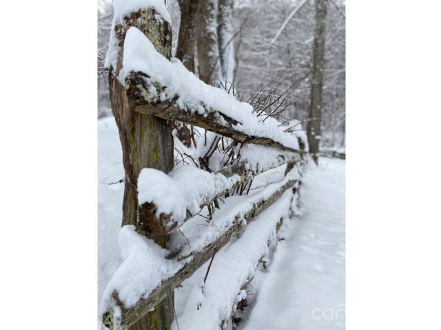 102 Sanctuary Road B, Maggie Valley, NC 28751