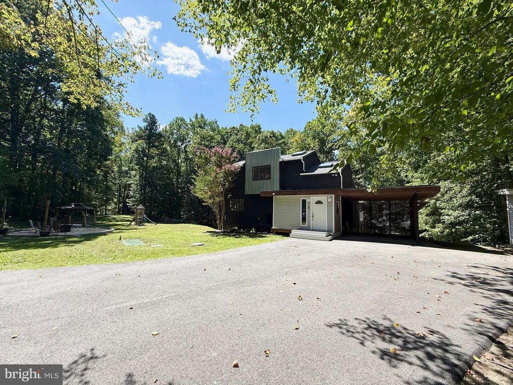 2950 TOBACCO RD, Chesapeake Beach, MD 20732