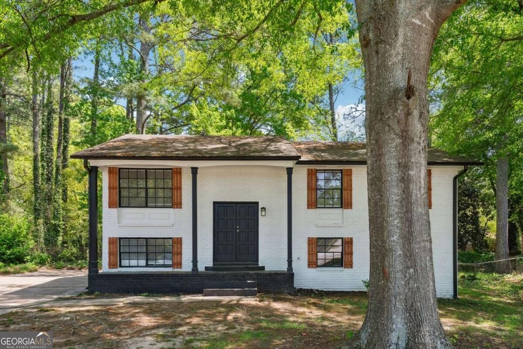 1421 Iron Gate Boulevard, Jonesboro, GA 30238 — exterior