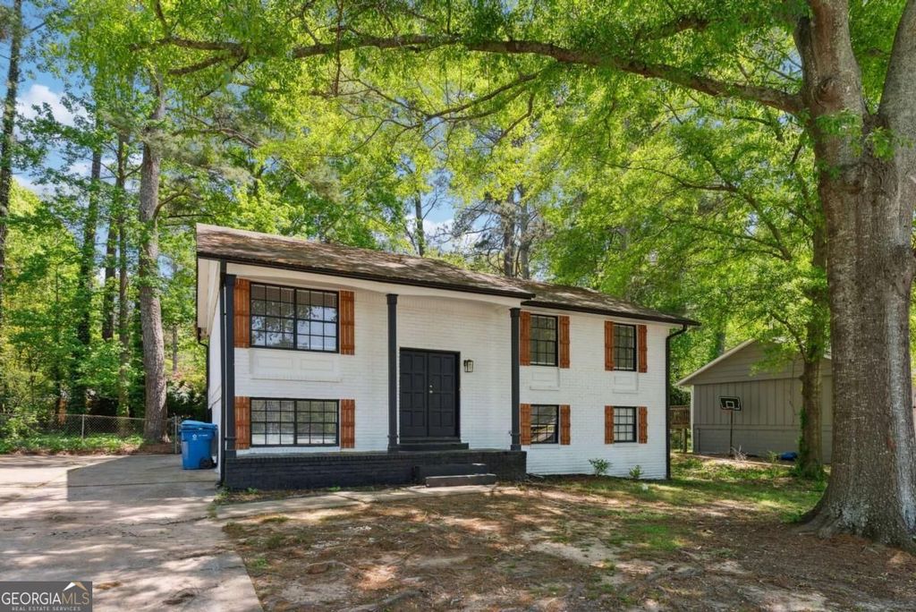 1421 Iron Gate Boulevard, Jonesboro, GA 30238 — photo 2