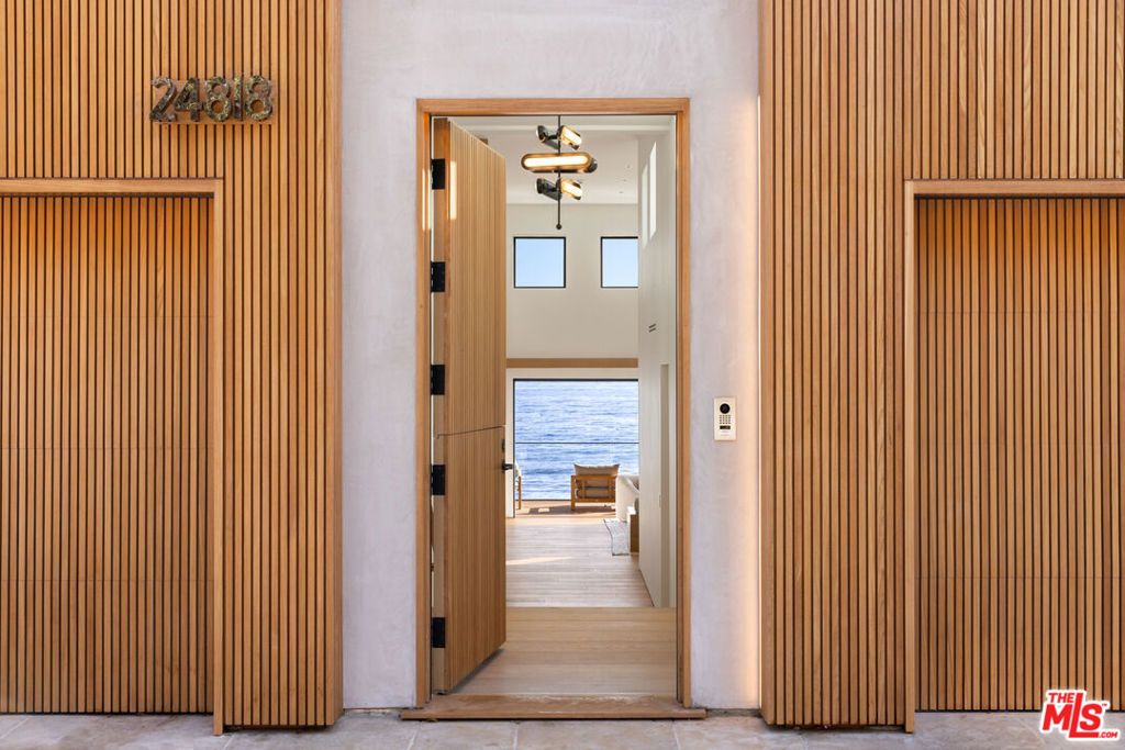 24818 Malibu Road, Malibu, CA 90265 — photo 2