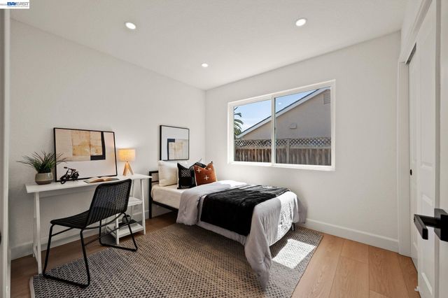 35279 Farnham Dr, Newark, CA 94560