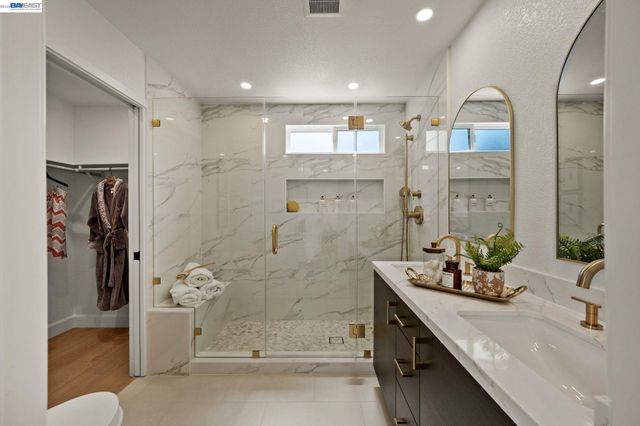 35279 Farnham Dr, Newark, CA 94560