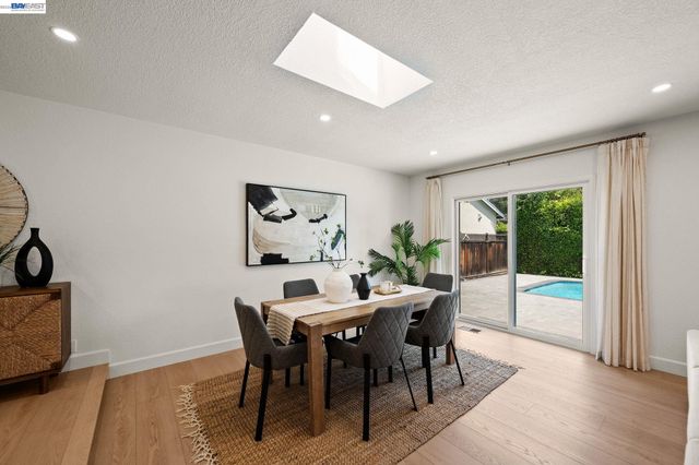 35279 Farnham Dr, Newark, CA 94560
