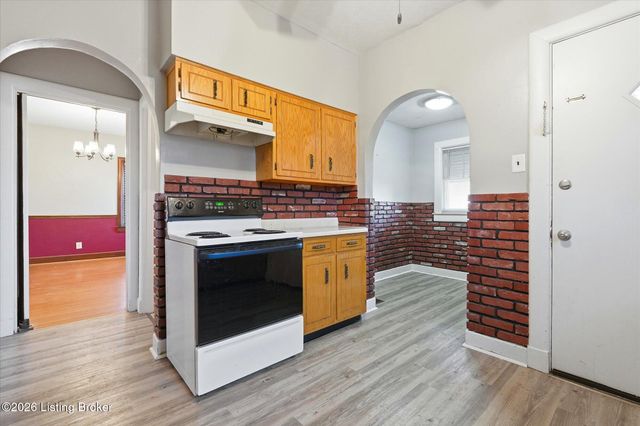 4564 S 3rd St, Louisville, KY 40214