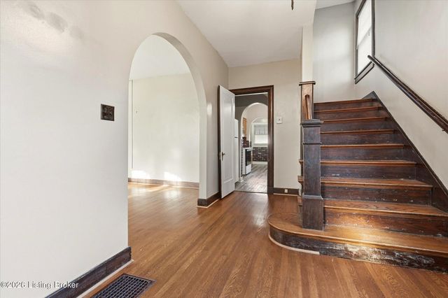 4564 S 3rd St, Louisville, KY 40214