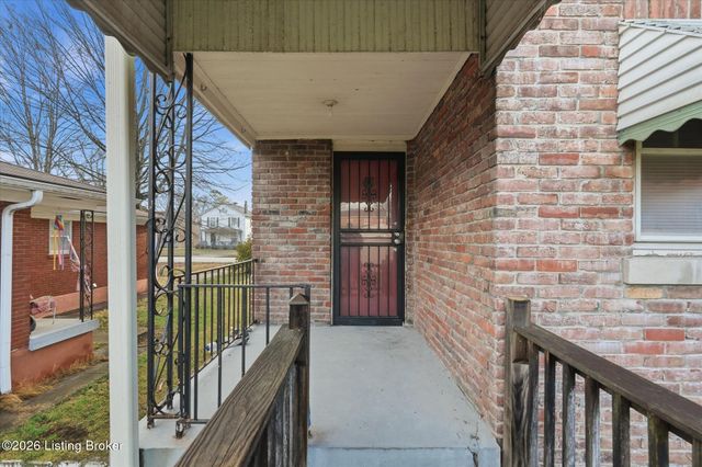 4564 S 3rd St, Louisville, KY 40214