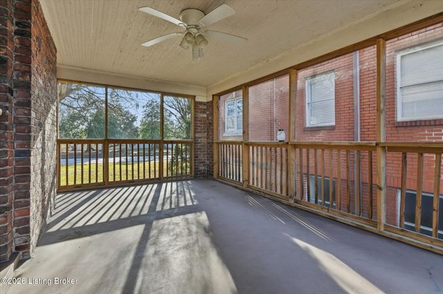 4564 S 3rd St, Louisville, KY 40214