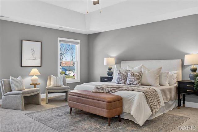 1025 Barry Court, Kirkwood, MO 63122