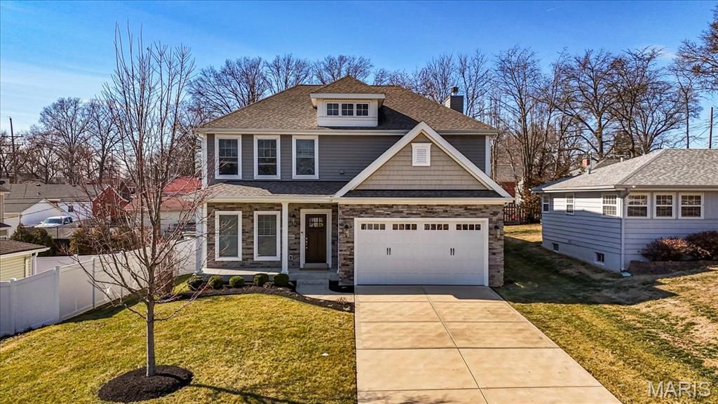 1025 Barry Court, Kirkwood, MO 63122