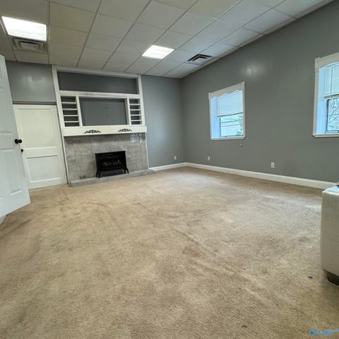 303 Auburn Street, Centre, AL 35960