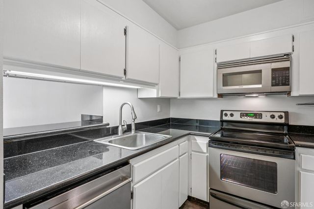 900 Bush Street 109, San Francisco, CA 94109