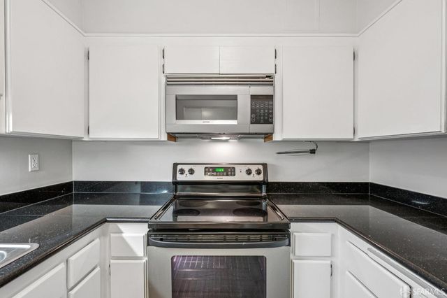 900 Bush Street 109, San Francisco, CA 94109