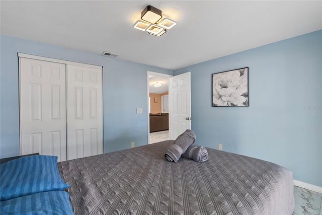 8024 TIMBERLANE DRIVE, Tampa, FL 33615