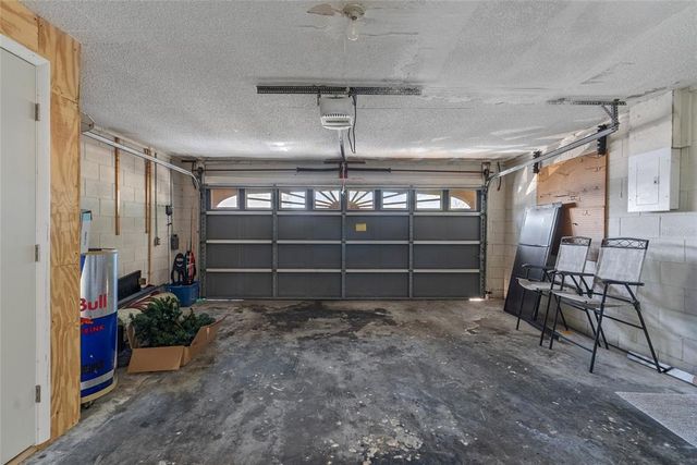 8024 TIMBERLANE DRIVE, Tampa, FL 33615