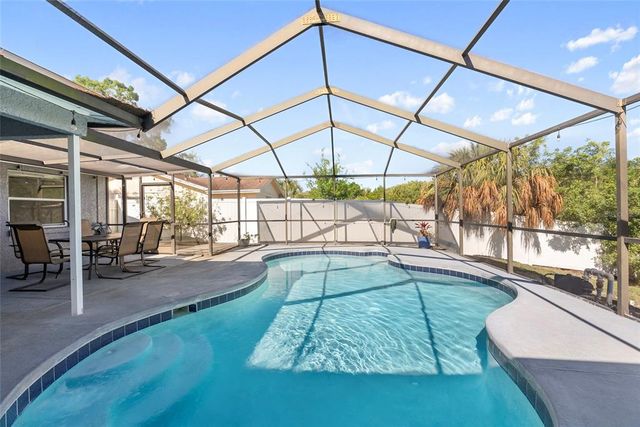 8024 TIMBERLANE DRIVE, Tampa, FL 33615