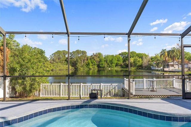 8024 TIMBERLANE DRIVE, Tampa, FL 33615