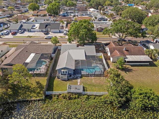 8024 TIMBERLANE DRIVE, Tampa, FL 33615