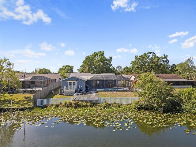 8024 TIMBERLANE DRIVE, Tampa, FL 33615