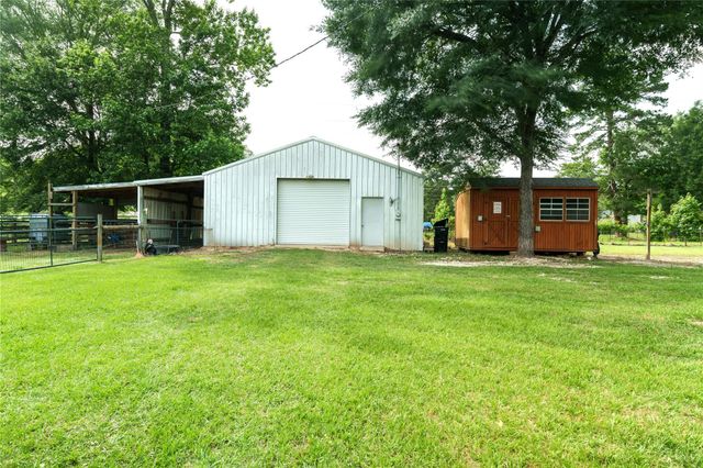 87 Coonville Road, Huntsville, TX 77320