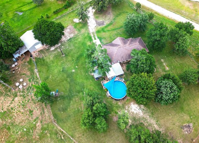 87 Coonville Road, Huntsville, TX 77320