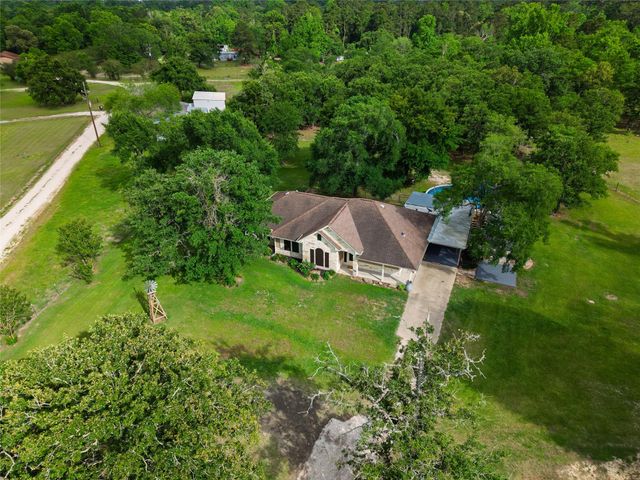 87 Coonville Road, Huntsville, TX 77320