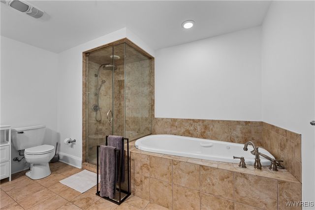 132 Lakefront Boulevard 404, Buffalo, NY 14202