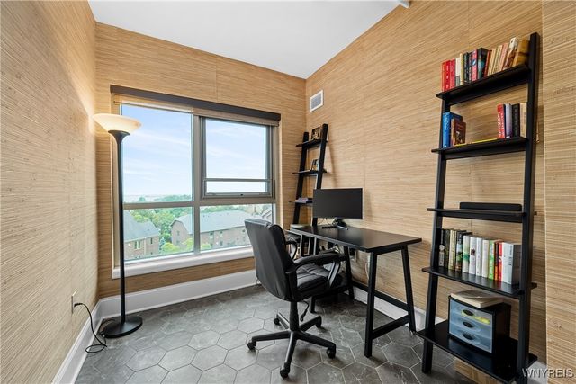 132 Lakefront Boulevard 404, Buffalo, NY 14202