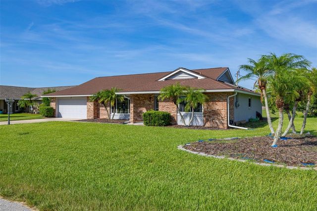 2 CLAYMONT COURT S, Palm Coast, FL 32137