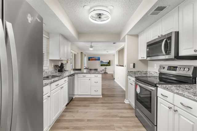 2 CLAYMONT COURT S, Palm Coast, FL 32137