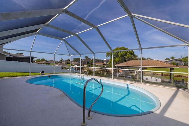 2 CLAYMONT COURT S, Palm Coast, FL 32137