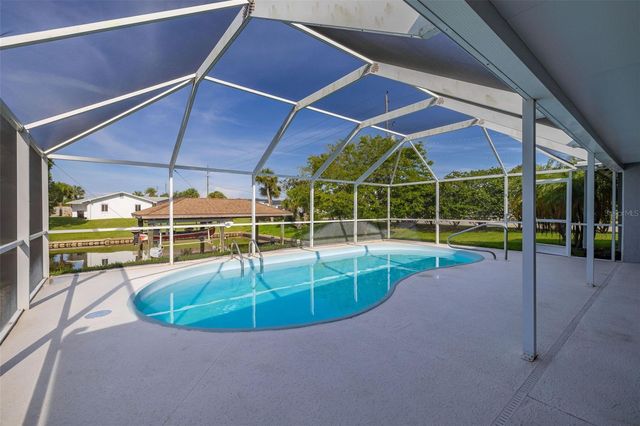 2 CLAYMONT COURT S, Palm Coast, FL 32137