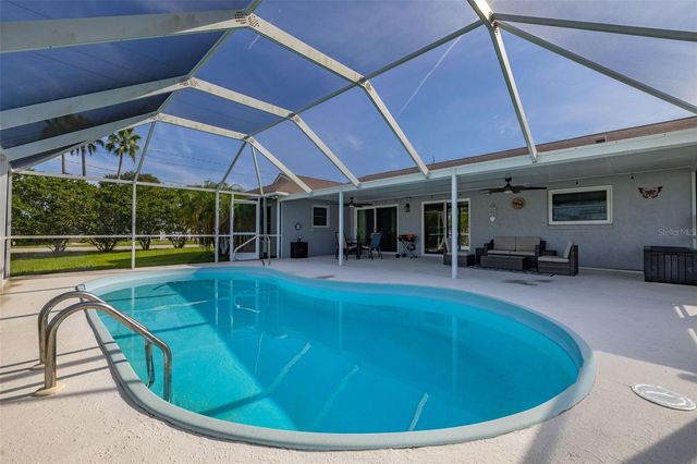 2 CLAYMONT COURT S, Palm Coast, FL 32137