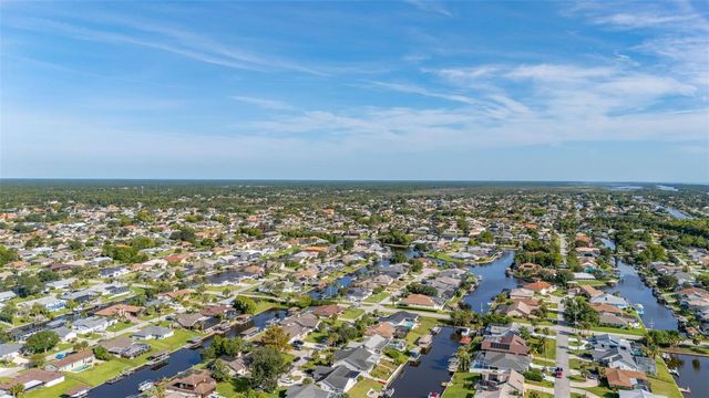 2 CLAYMONT COURT S, Palm Coast, FL 32137