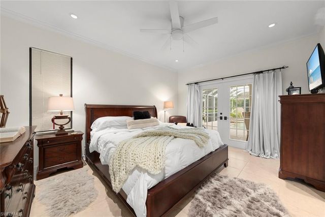 15560 Greenock LN, Fort Myers, FL 33912