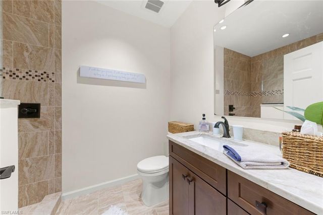 15560 Greenock LN, Fort Myers, FL 33912